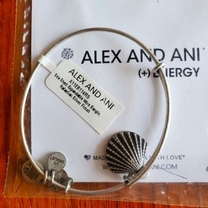 New Alex and Ani (+) Energy Expandable Wire Bangle "Shell" in Silver